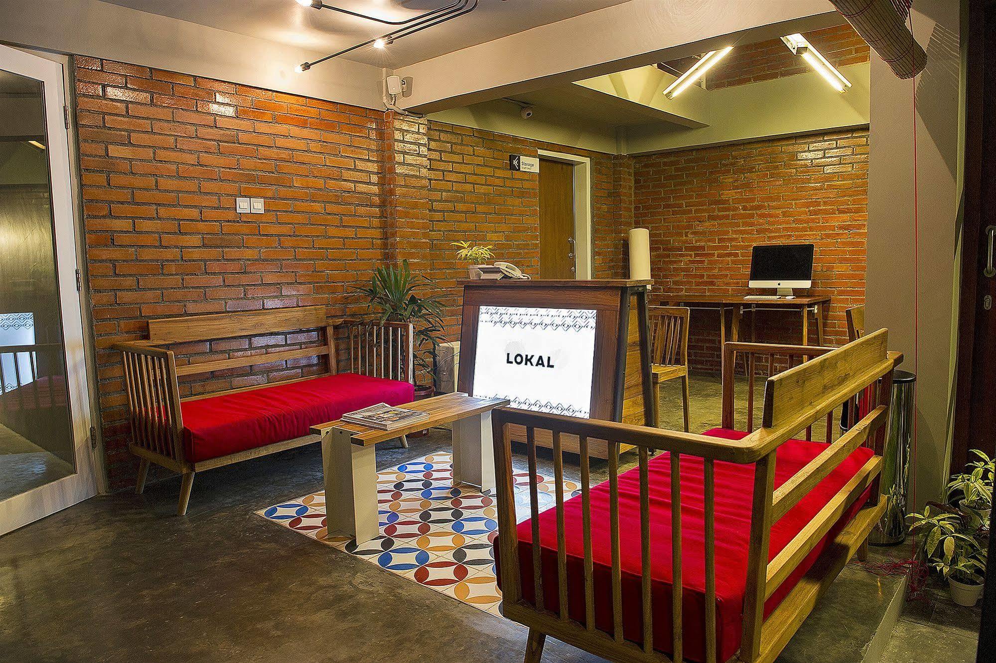 Lokal Hotel & Restaurant Kejayan Exterior photo